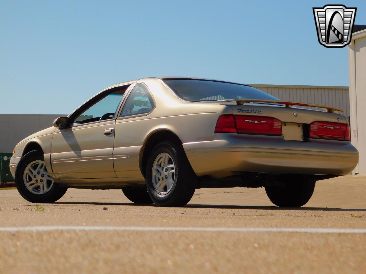 1997 Ford Thunderbird