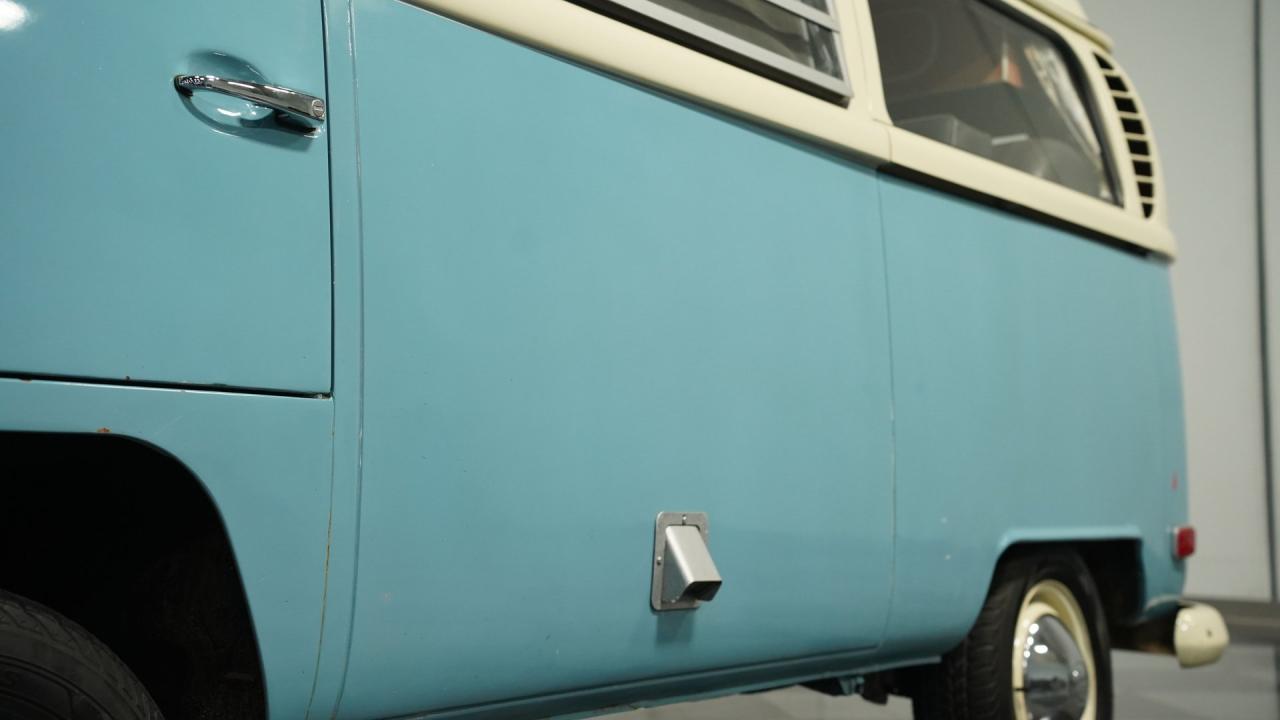 1970 Volkswagen Westfalia Camper