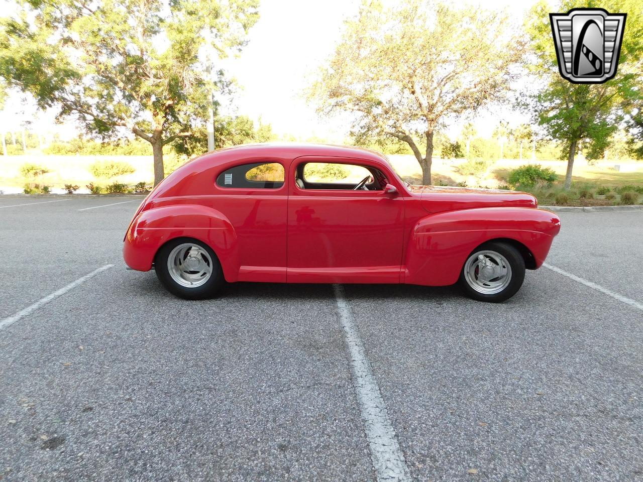 1941 Ford Deluxe