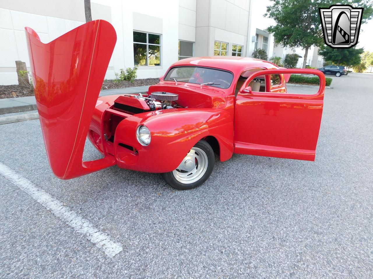 1941 Ford Deluxe