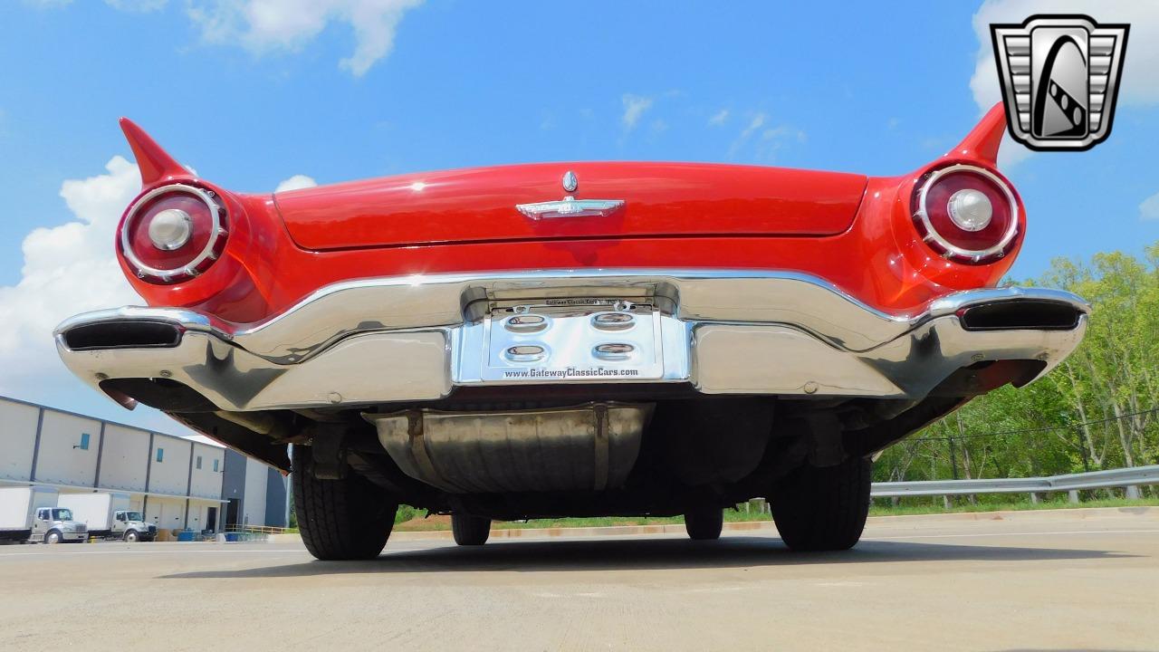 1957 Ford Thunderbird