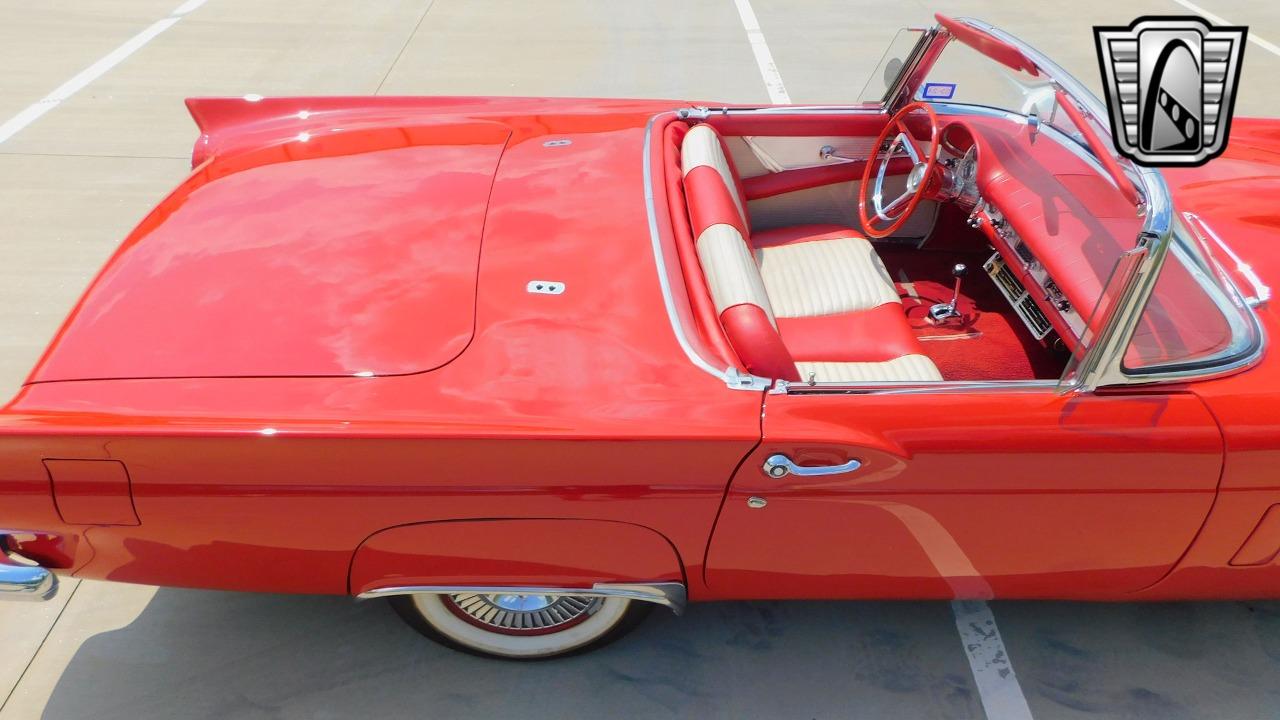 1957 Ford Thunderbird