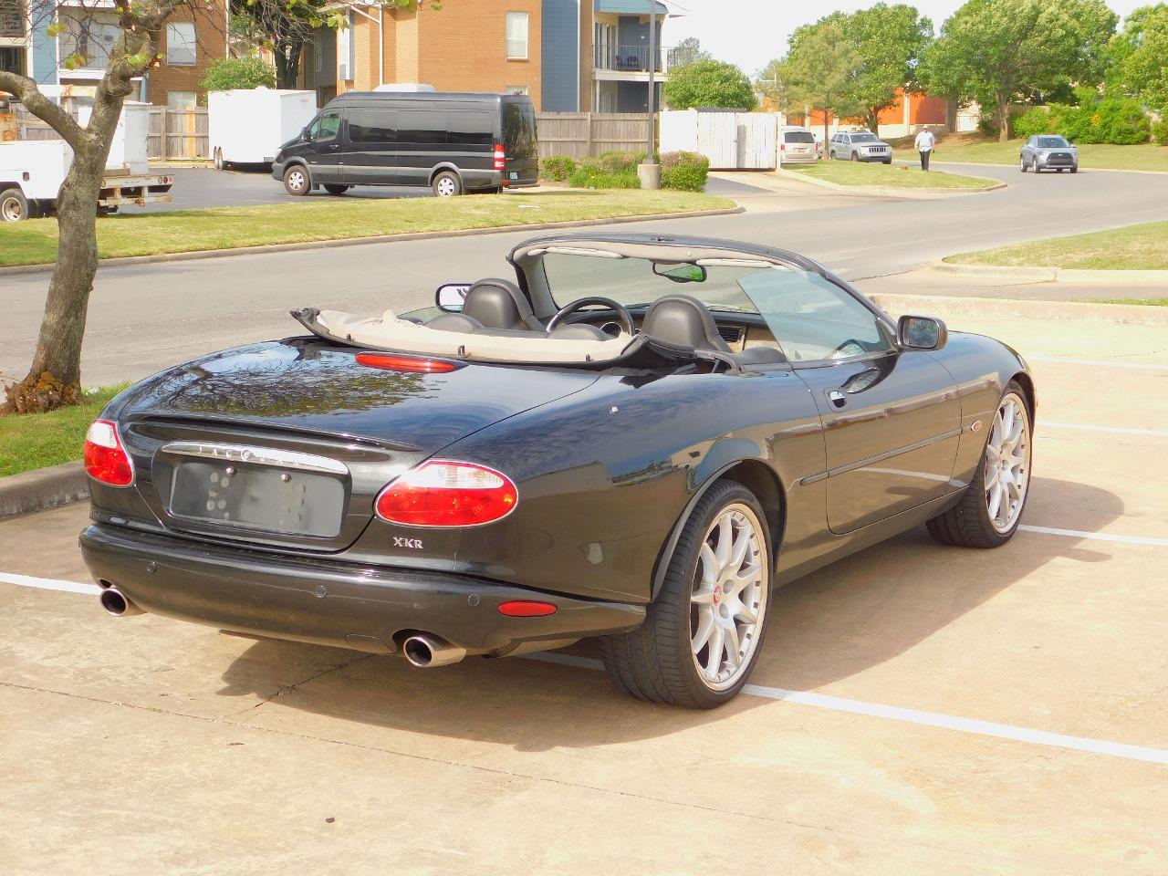 2002 Jaguar XKR