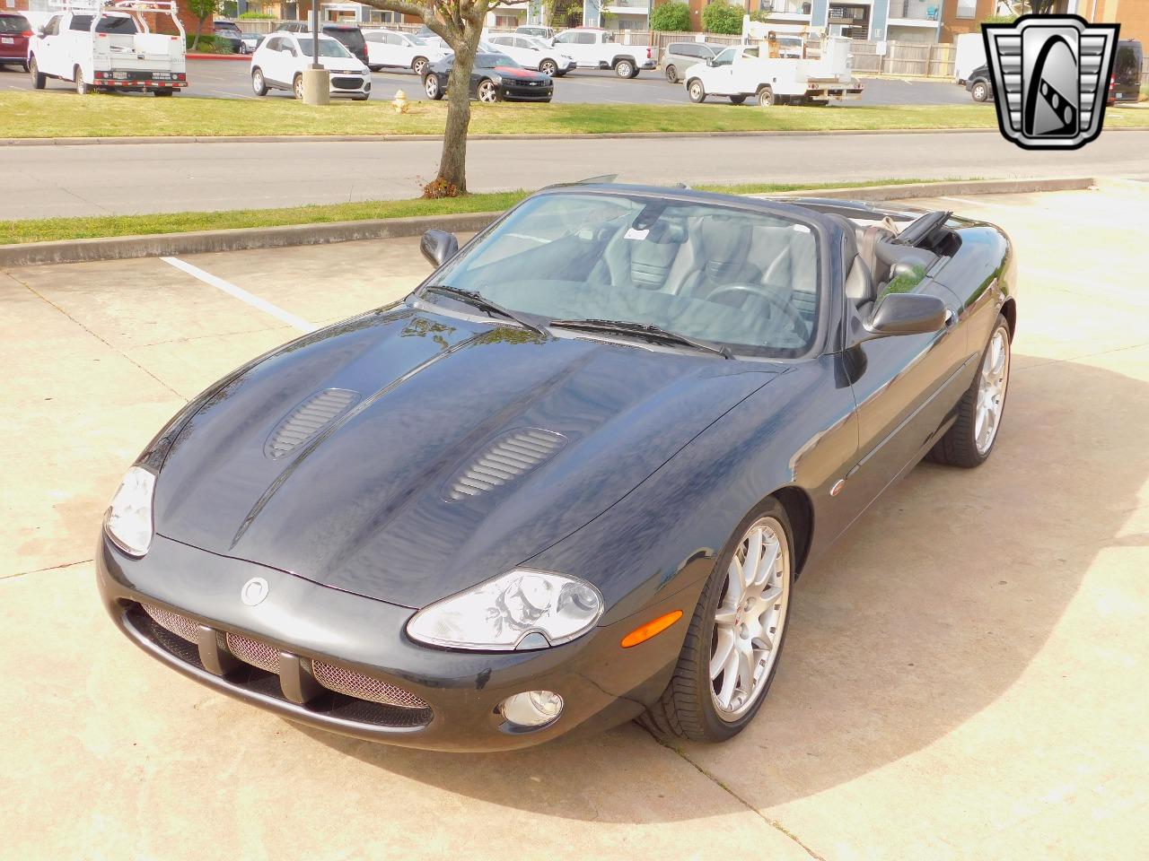 2002 Jaguar XKR