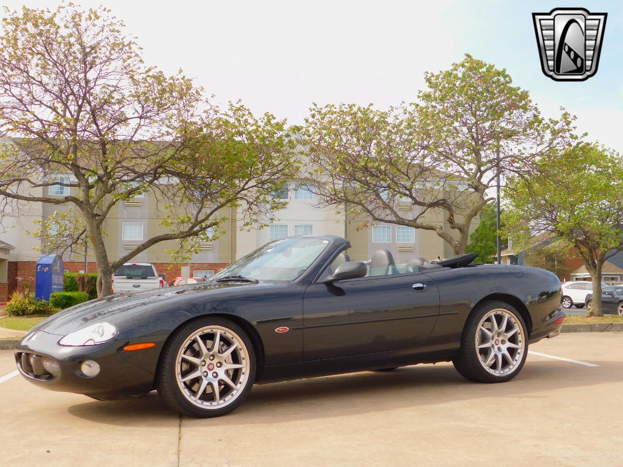 2002 Jaguar XKR