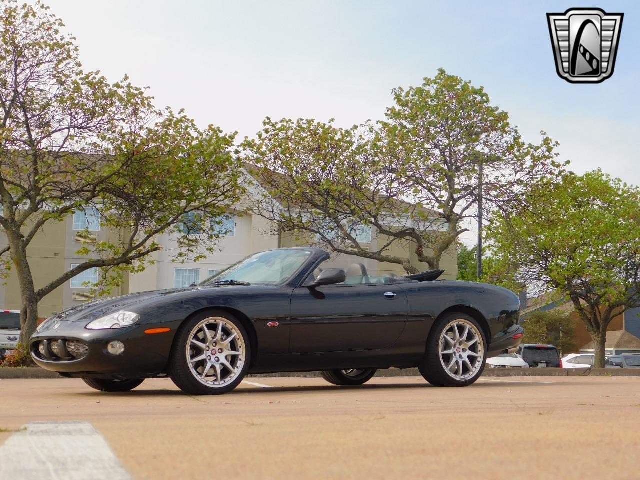 2002 Jaguar XKR