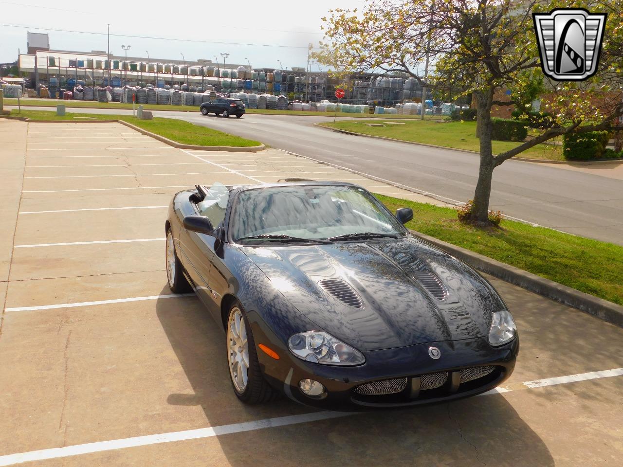 2002 Jaguar XKR