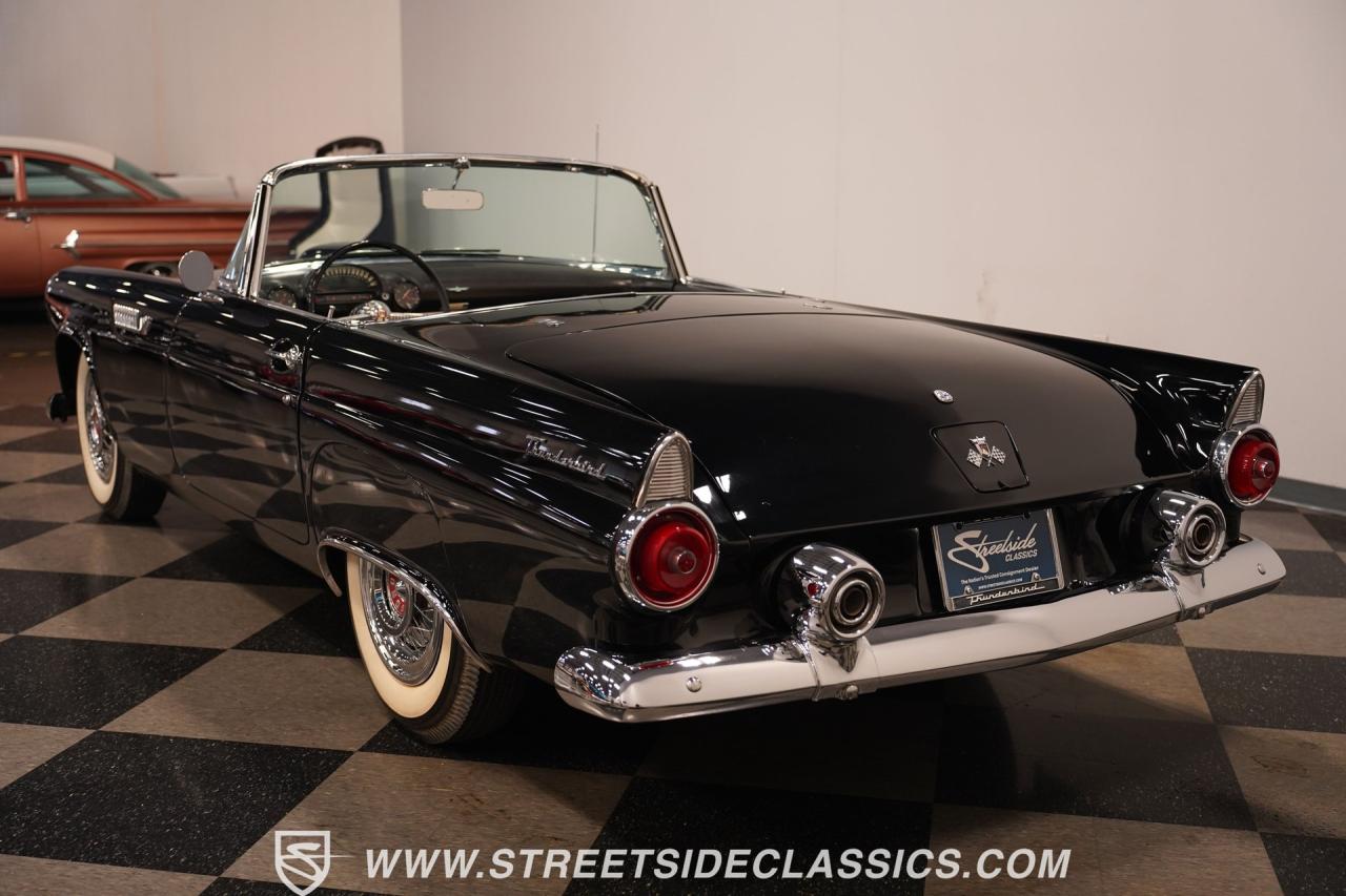 1955 Ford Thunderbird