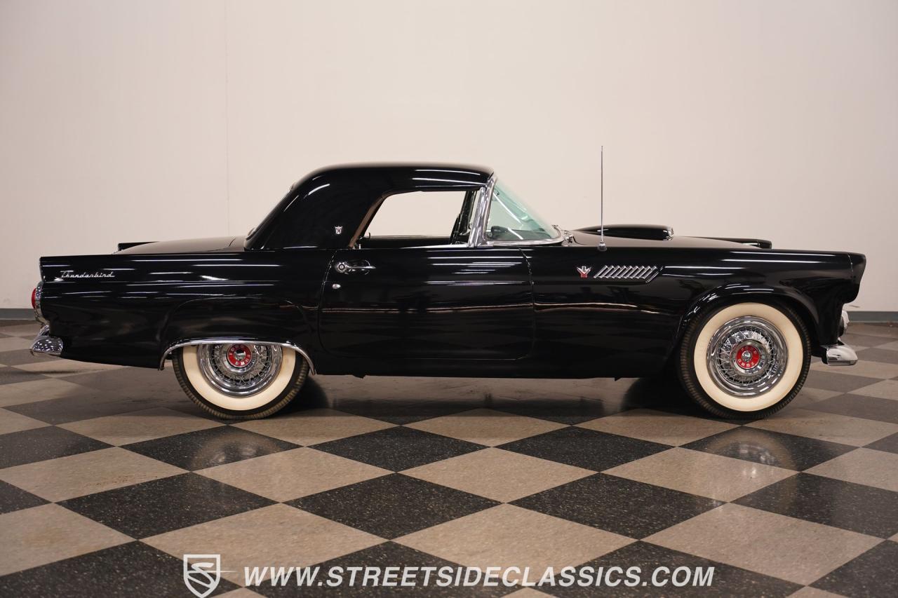 1955 Ford Thunderbird