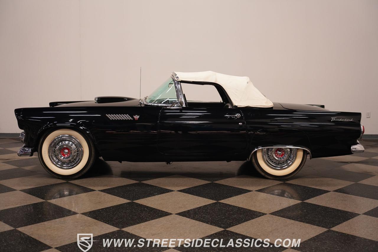 1955 Ford Thunderbird