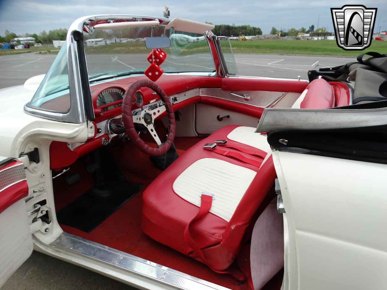 1956 Ford Thunderbird