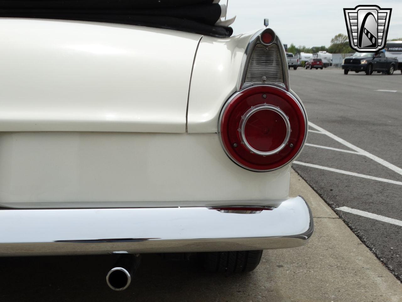 1956 Ford Thunderbird