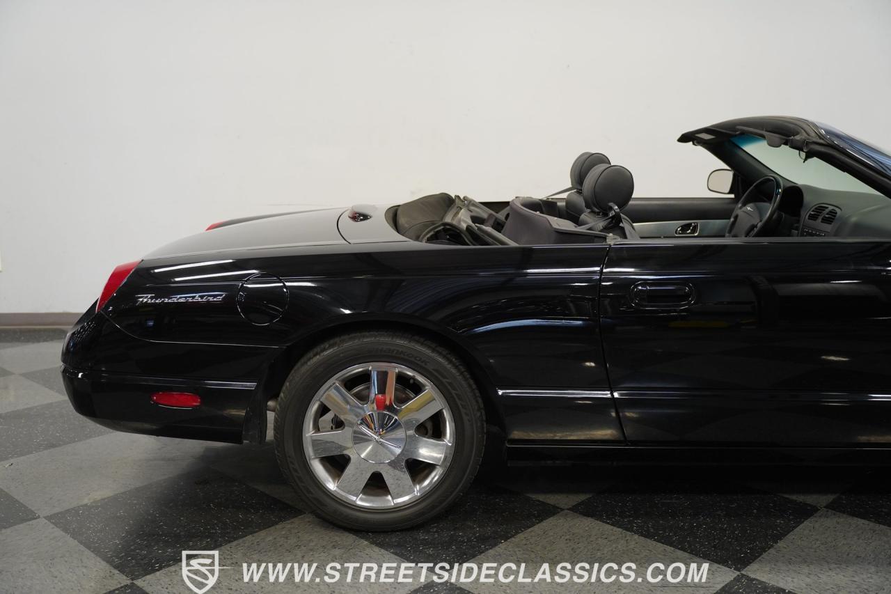 2003 Ford Thunderbird