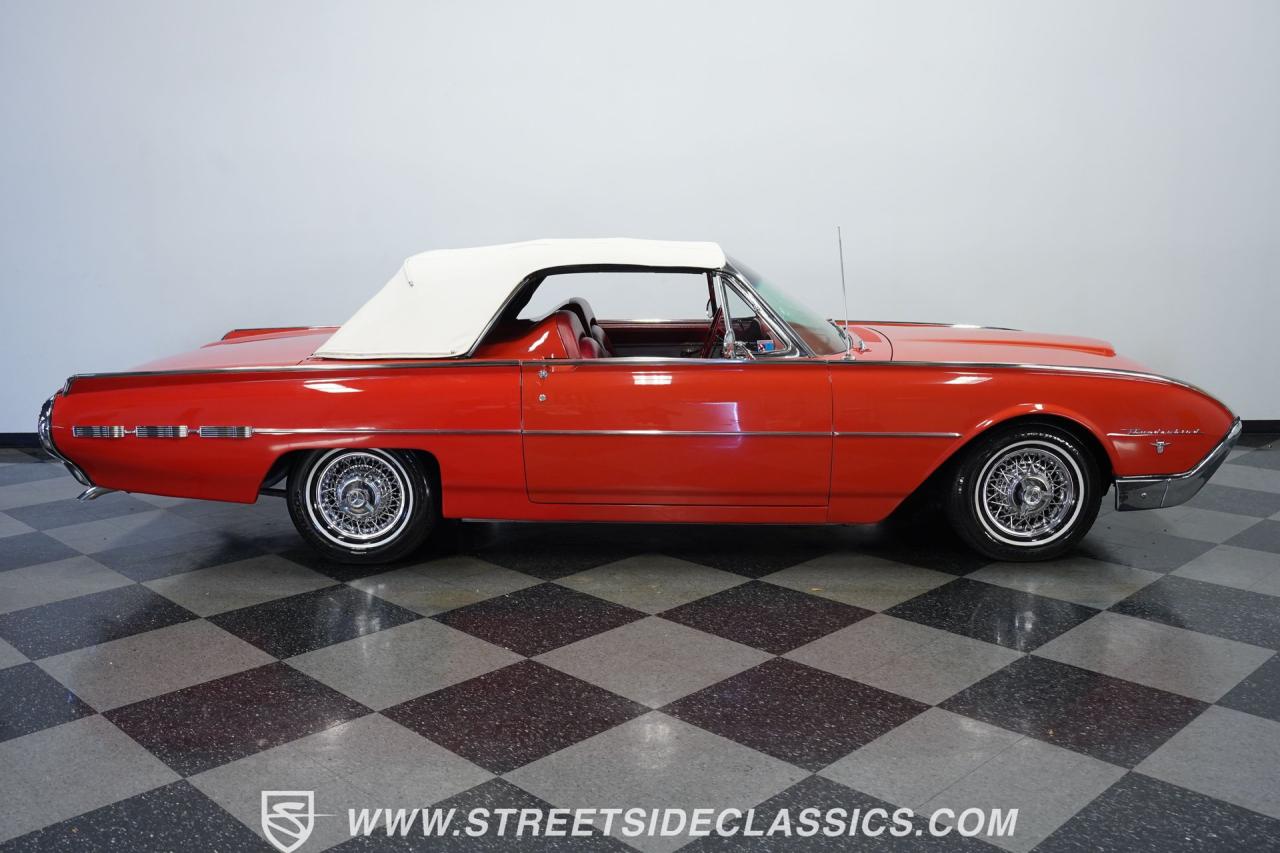 1962 Ford Thunderbird Sports Roadster