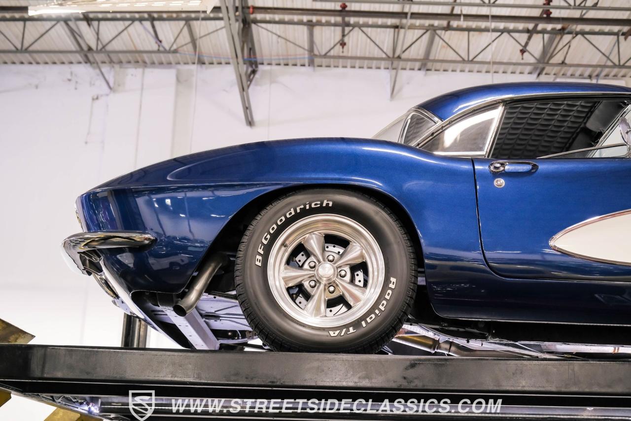 1961 Chevrolet Corvette Restomod