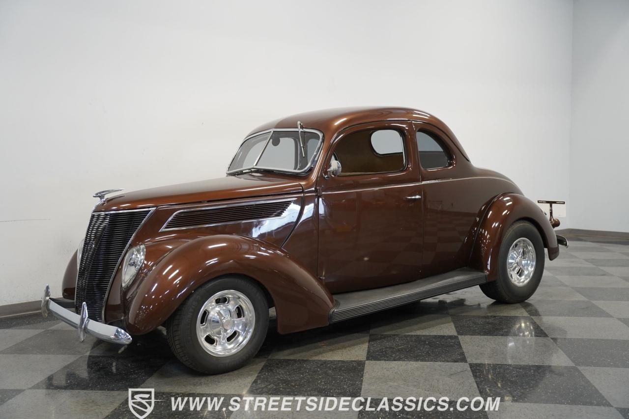 1937 Ford Coupe