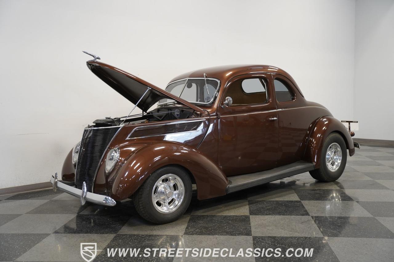 1937 Ford Coupe