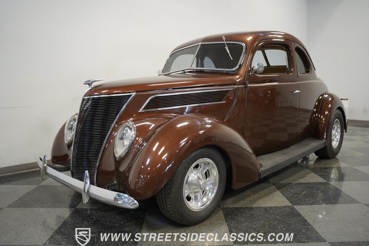 1937 Ford Coupe