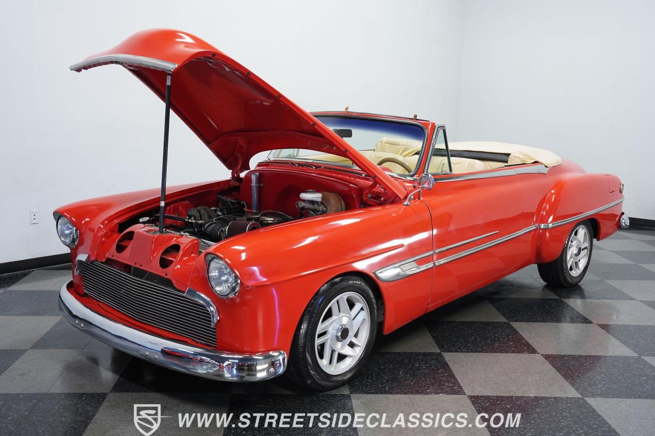 1952 Pontiac Chieftain Convertible Restomod