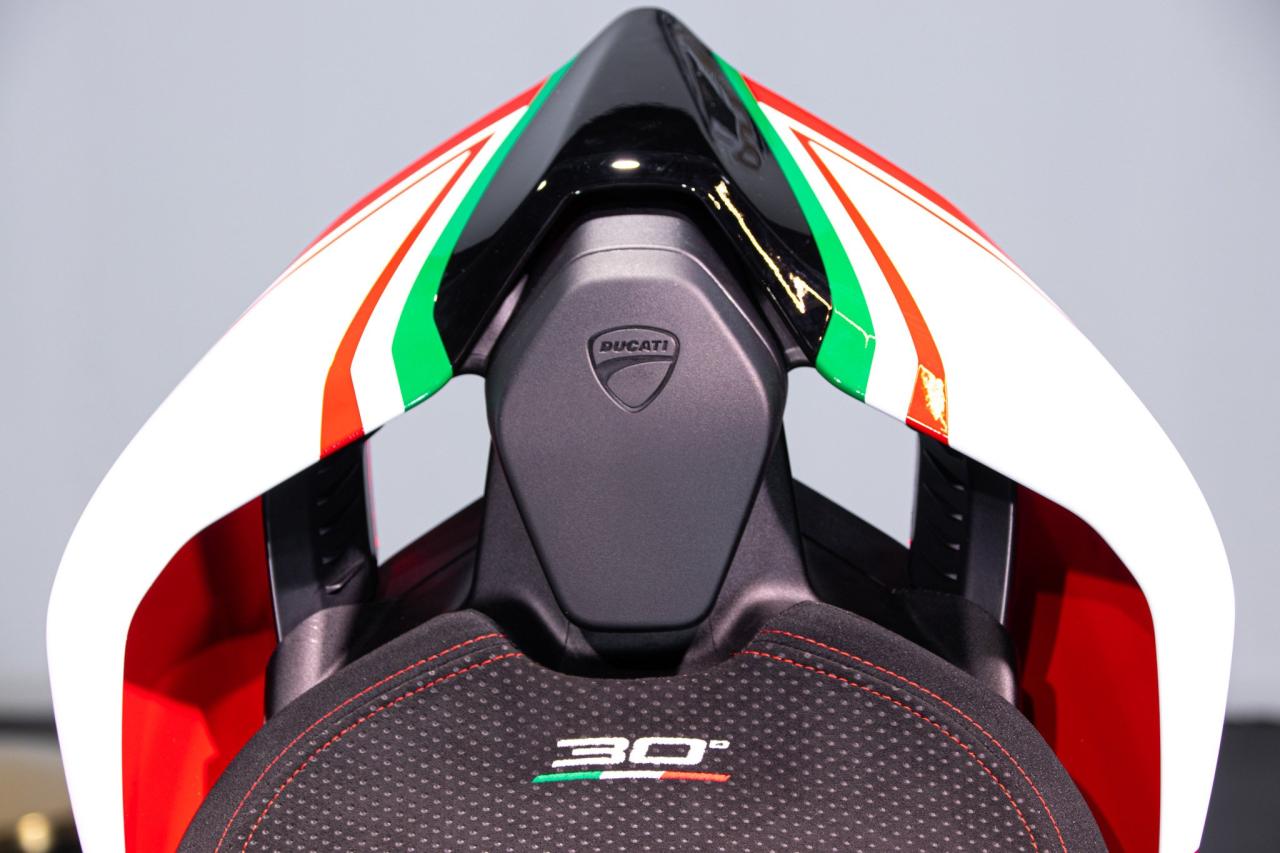 2024 Ducati PANIGALE V4 SP2 30&deg; Anniversario 916V