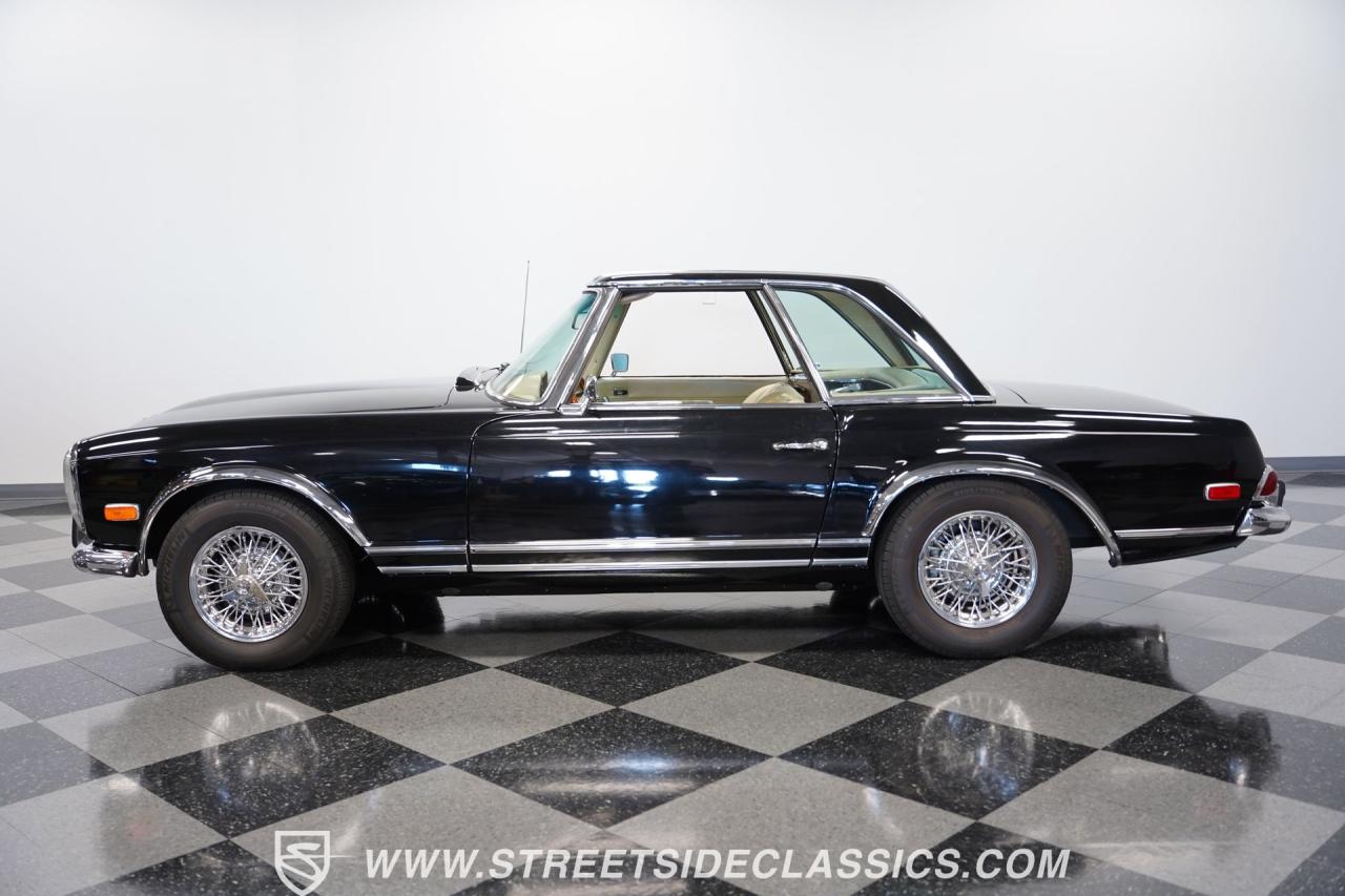 1968 Mercedes - Benz 280SL Pagoda