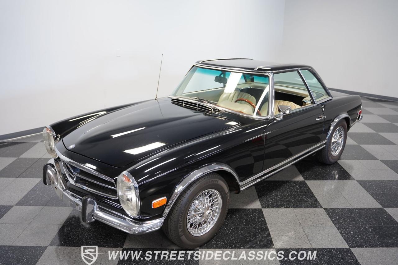 1968 Mercedes - Benz 280SL Pagoda