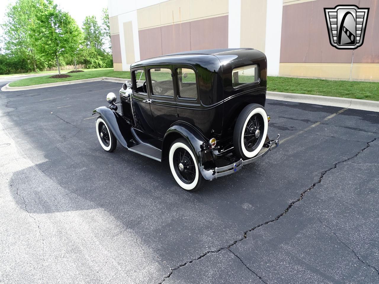 1931 Ford Sedan