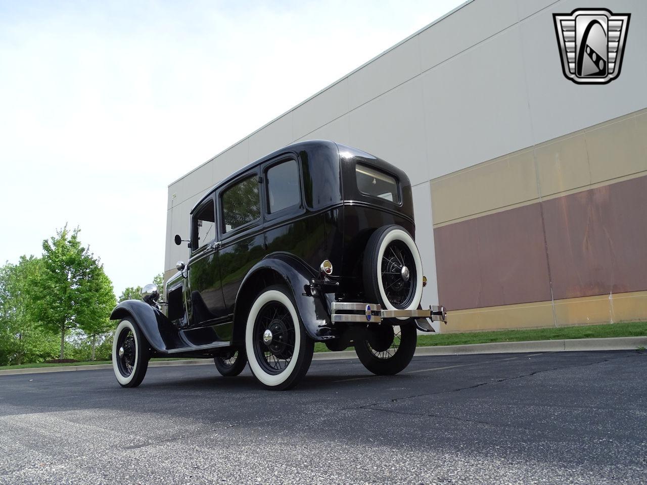 1931 Ford Sedan