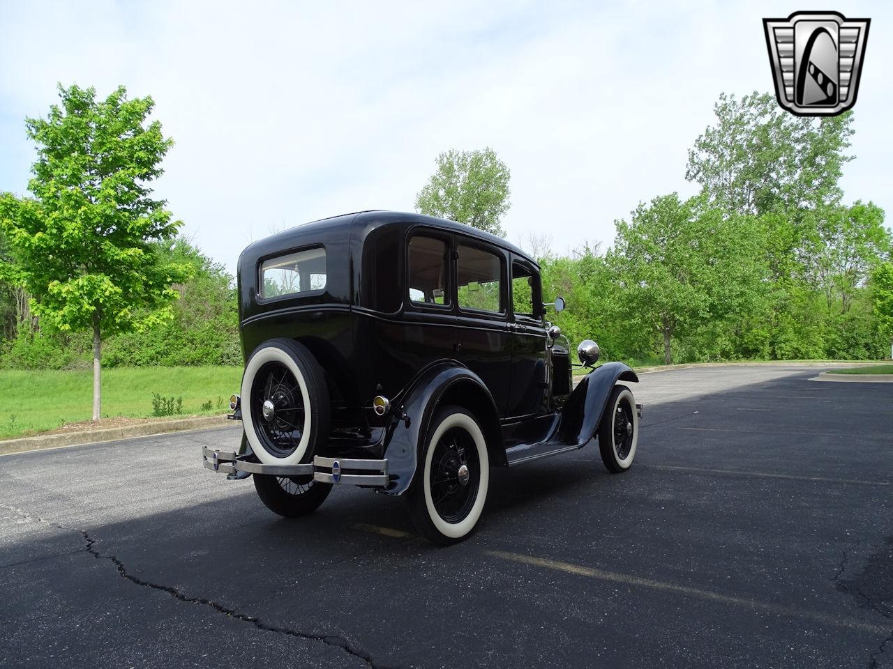 1931 Ford Sedan