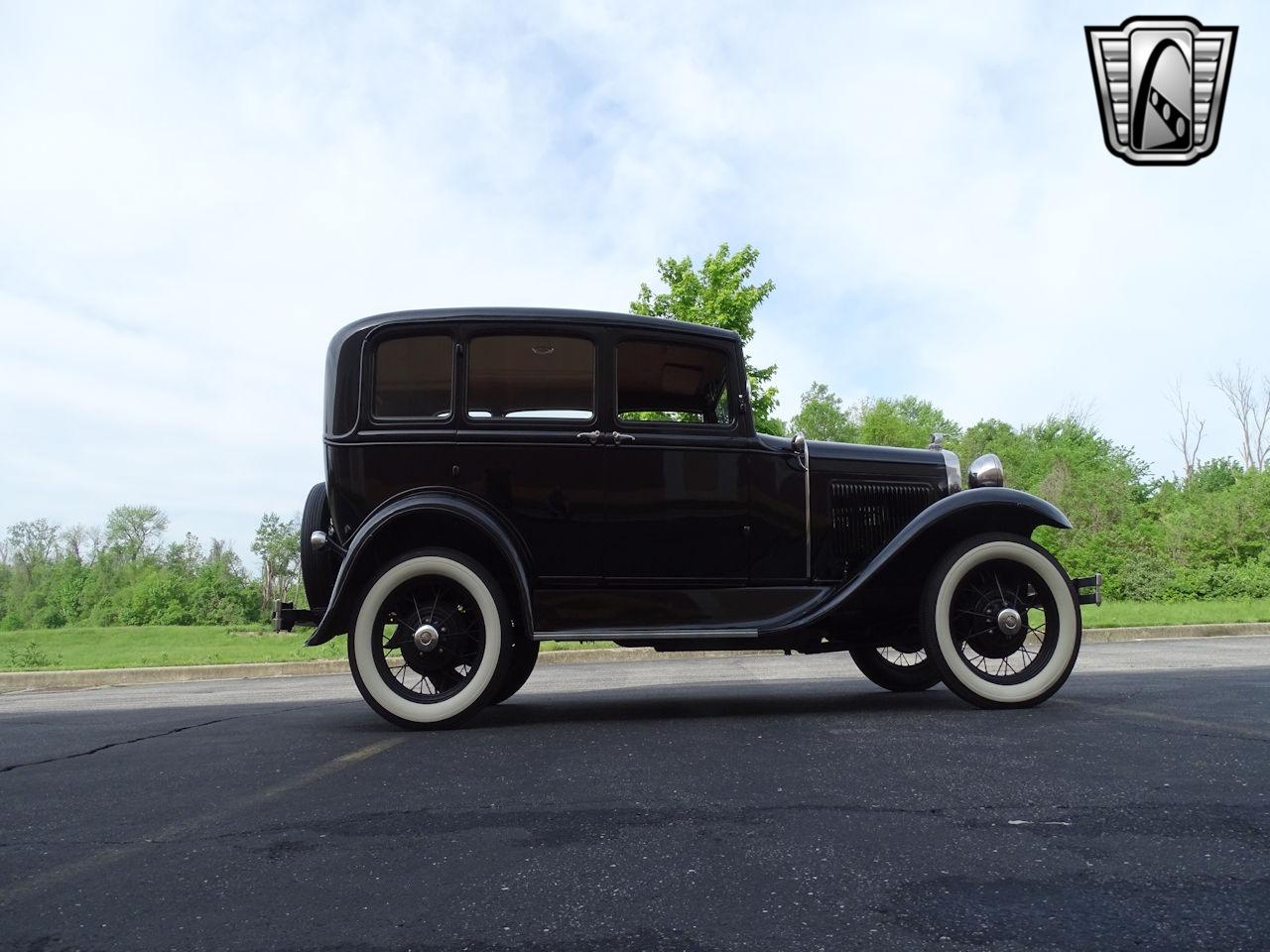 1931 Ford Sedan