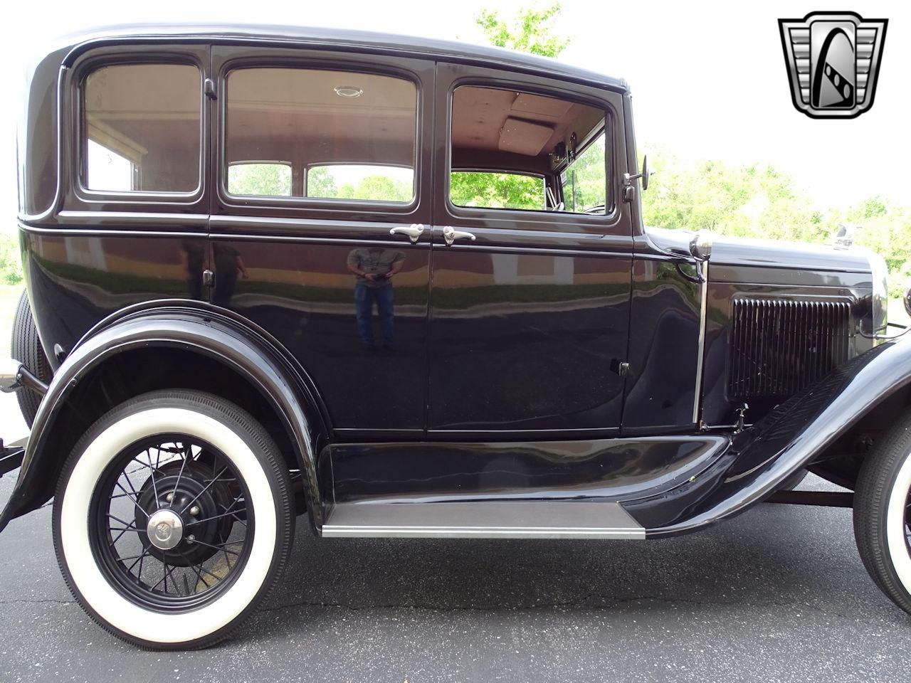 1931 Ford Sedan