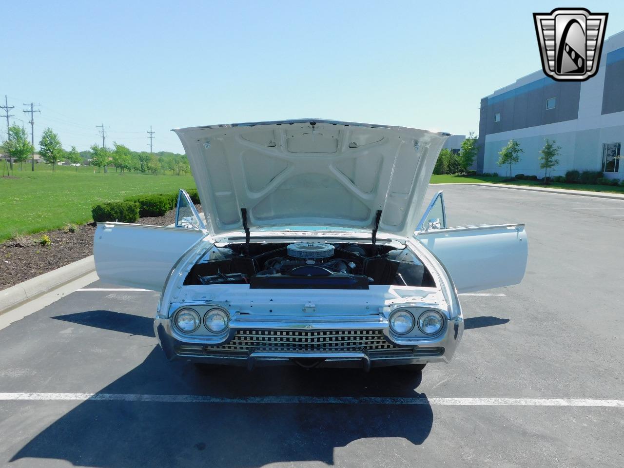 1962 Ford Thunderbird