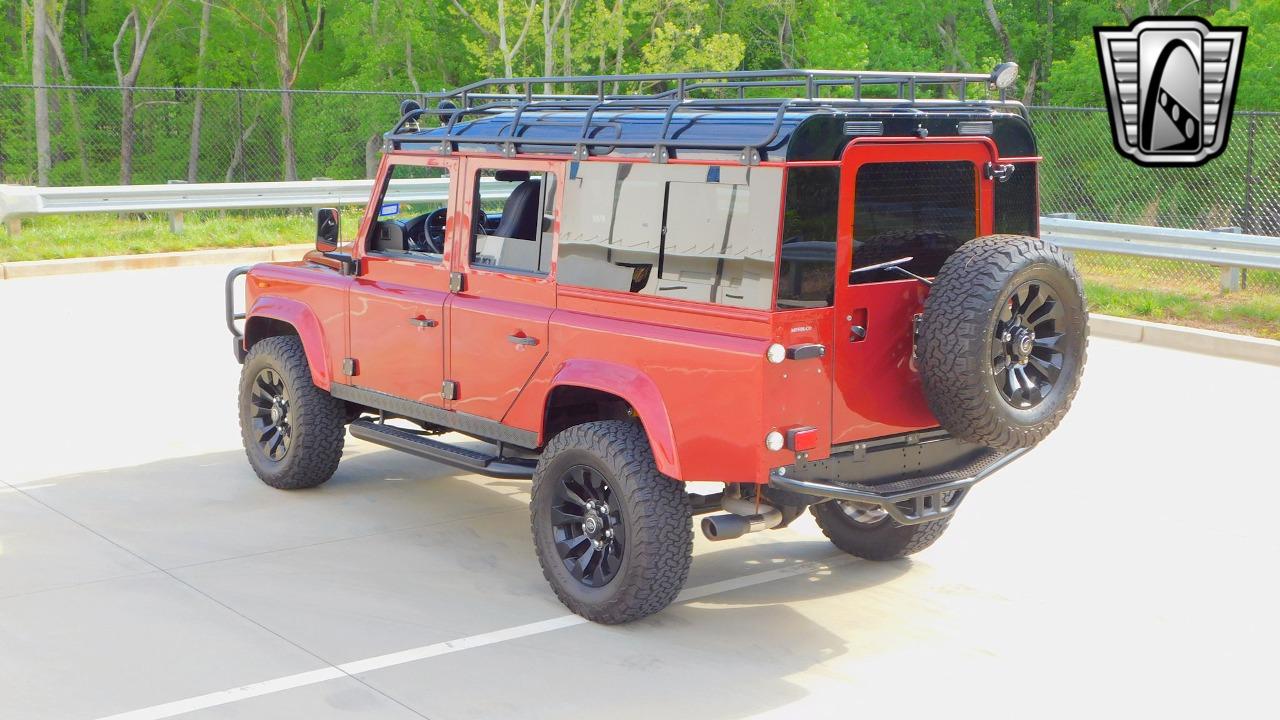 1987 Land Rover Defender