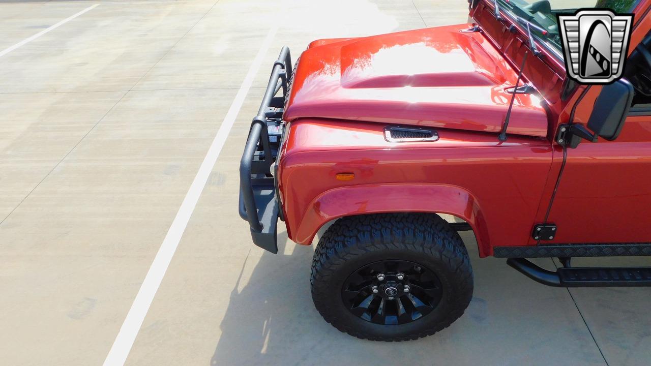 1987 Land Rover Defender