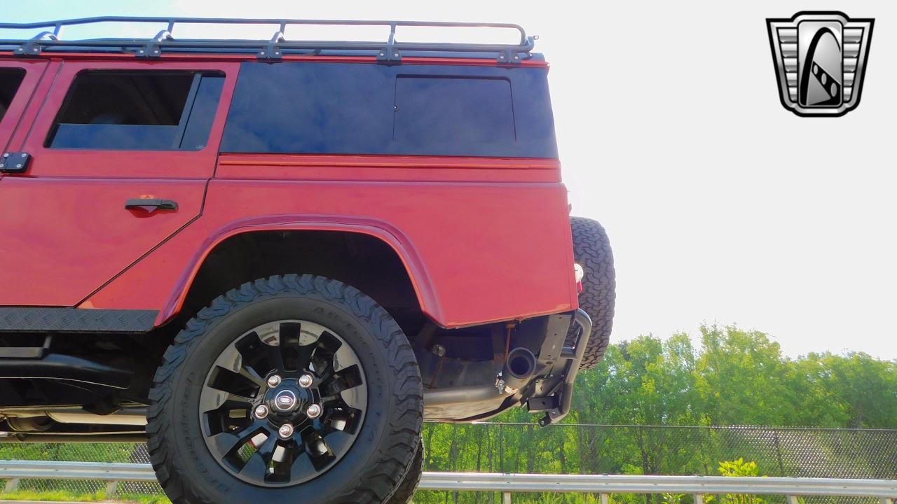 1987 Land Rover Defender