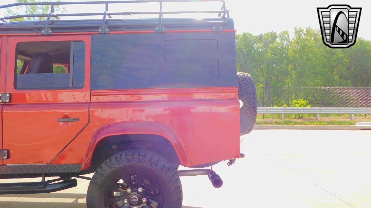 1987 Land Rover Defender