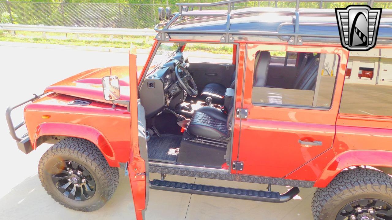 1987 Land Rover Defender