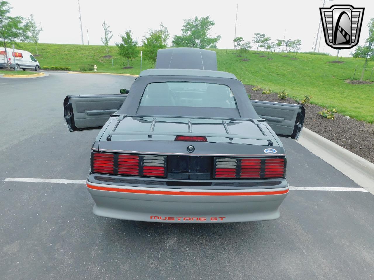 1988 Ford Mustang