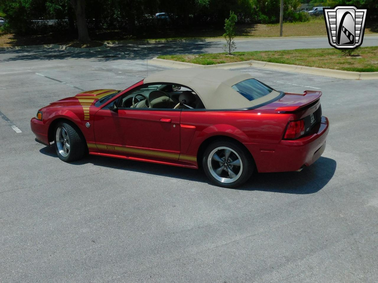 2004 Ford Mustang