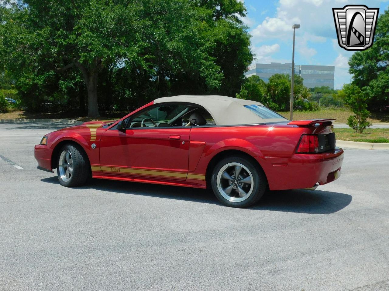 2004 Ford Mustang