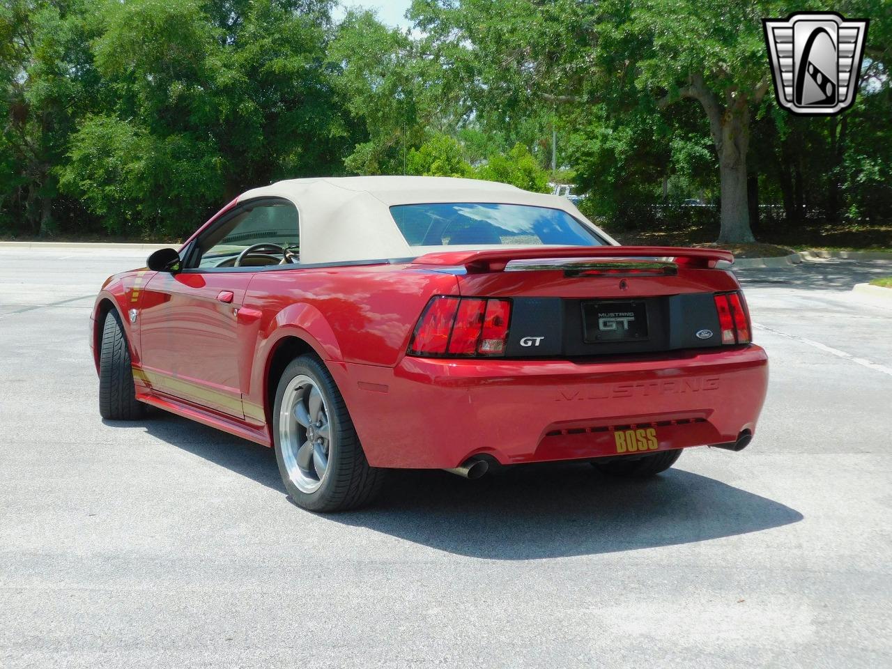 2004 Ford Mustang