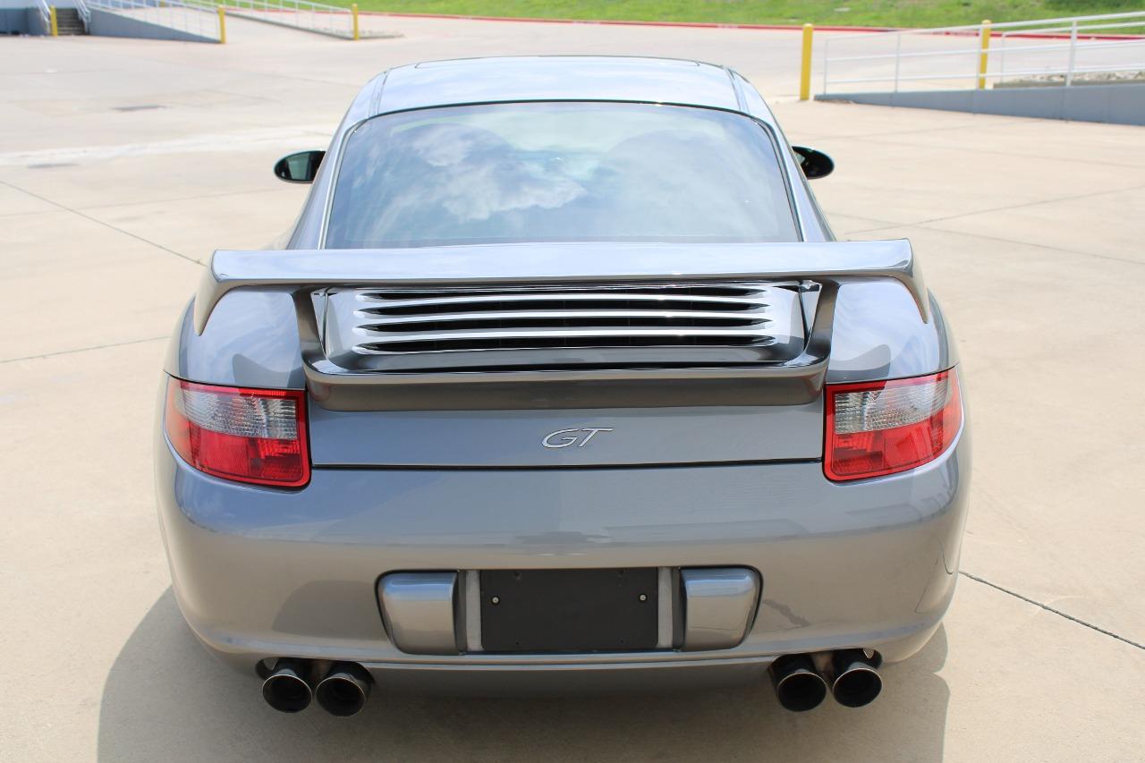 2005 Porsche 911