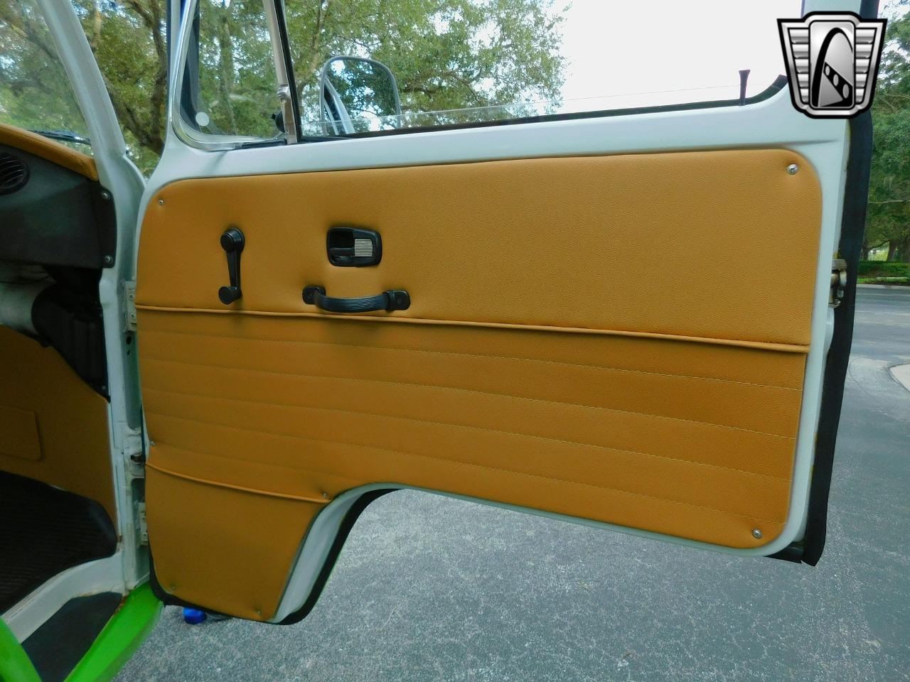 1995 Volkswagen Bus