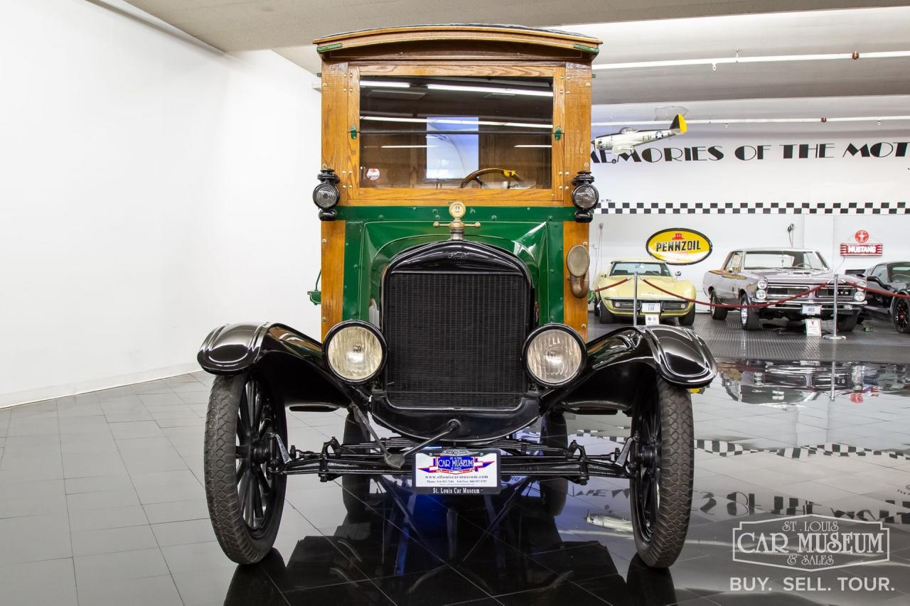 1925 Ford Model T Express Delivery