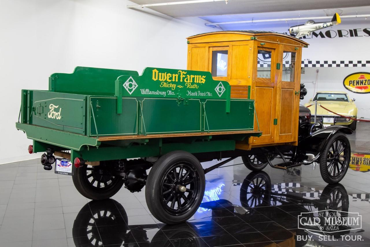 1925 Ford Model T Express Delivery