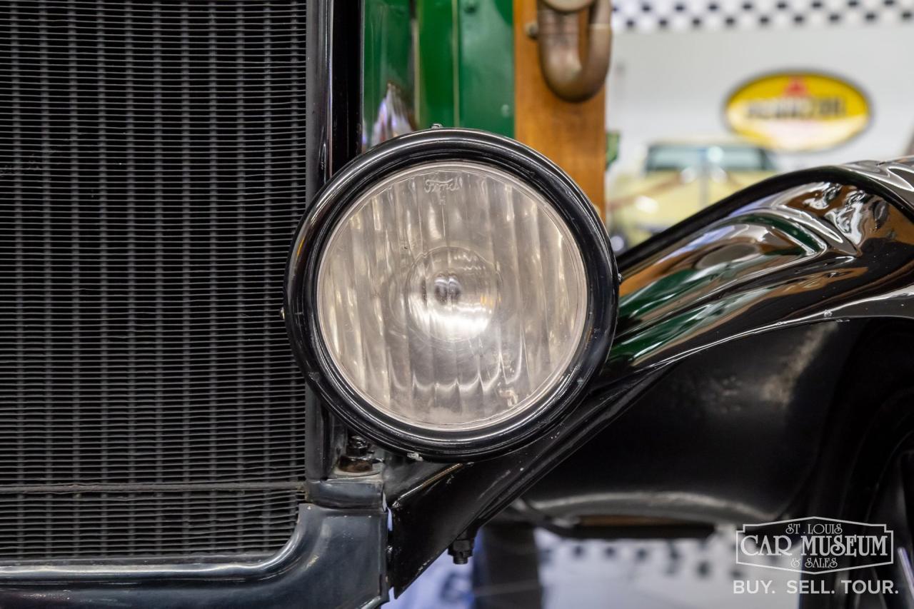 1925 Ford Model T Express Delivery