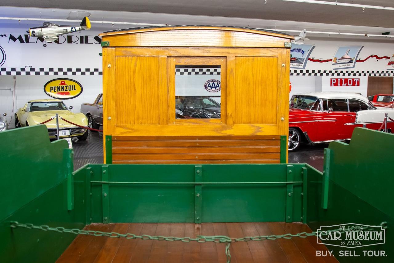 1925 Ford Model T Express Delivery