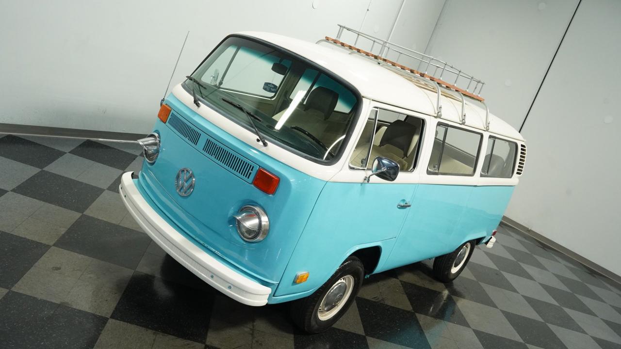 1977 Volkswagen Type 2 Bus