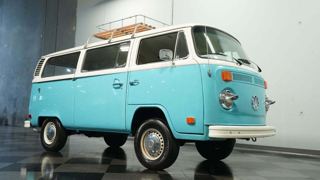 1977 Volkswagen Type 2 Bus