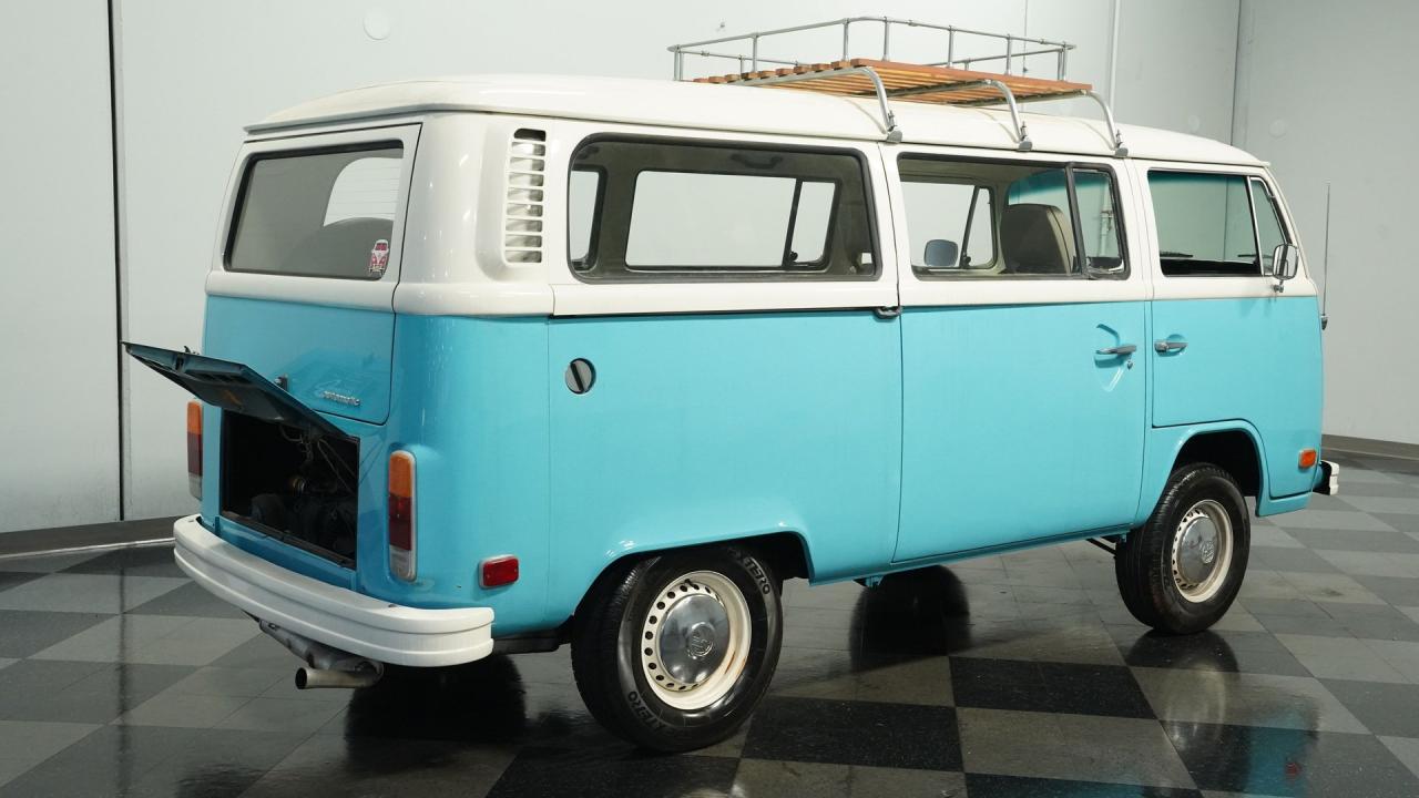 1977 Volkswagen Type 2 Bus